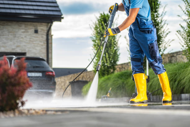 Garage Pressure Washing in Castle Rock, CO
